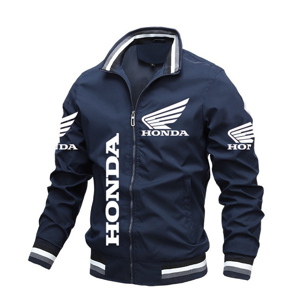 O logotipo Honda Red Wing imprime a tendência de moda no outono de 2024 roupa de homens bonitos