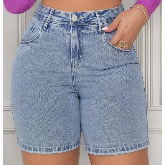 Bermuda Jeans Cintura Alta Feminina Com Estonado Na Lavagem