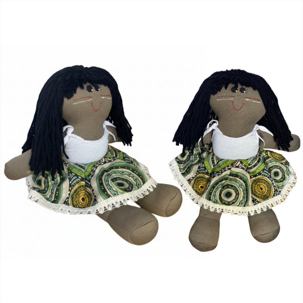 Boneca Indígena Negra de Pano Artesanal em Tecido Nobre Povos Originários